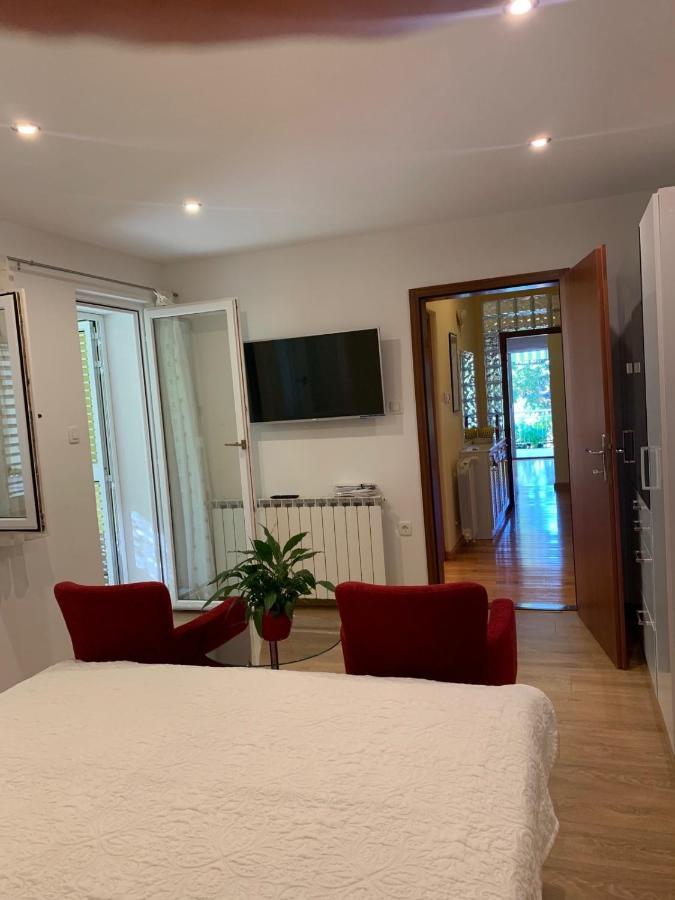 Apartma & Marina