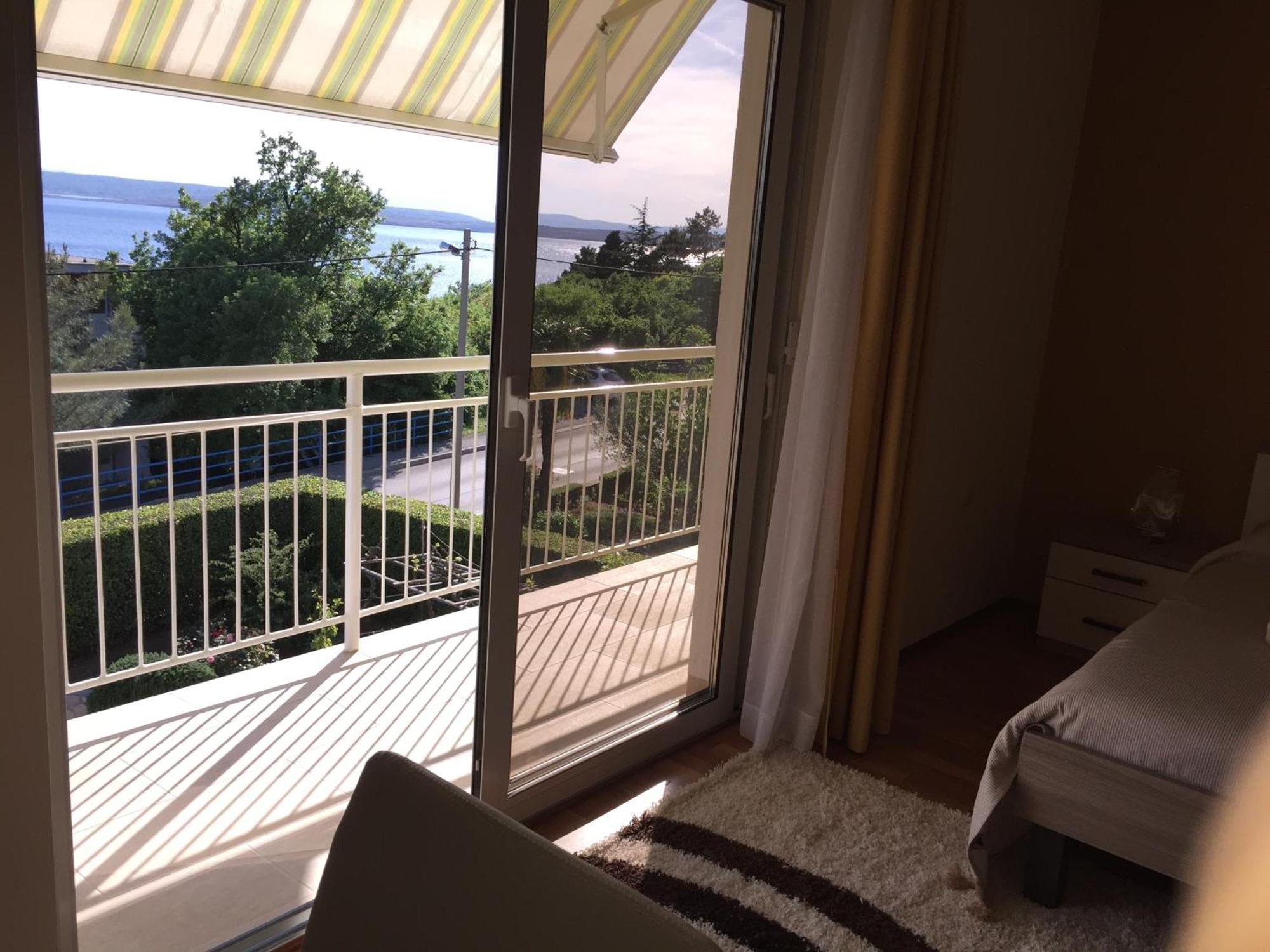 & Marina Apartment *